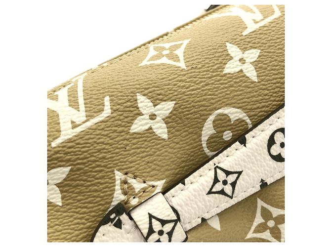 Bumbag Poche Monogram Giant Louis Vuitton Verde Cachi - vista 4
