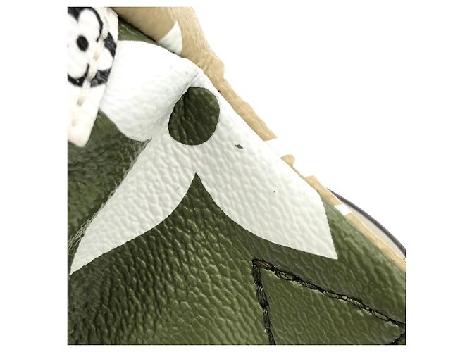 Bumbag Poche Monogram Giant Louis Vuitton Verde Cachi - vista 5