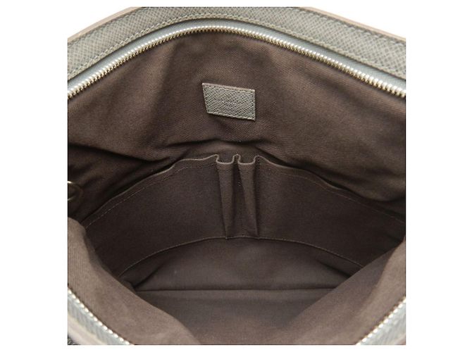 Borsa a Spalla Louis Vuitton Taiga Sasha - vista 5