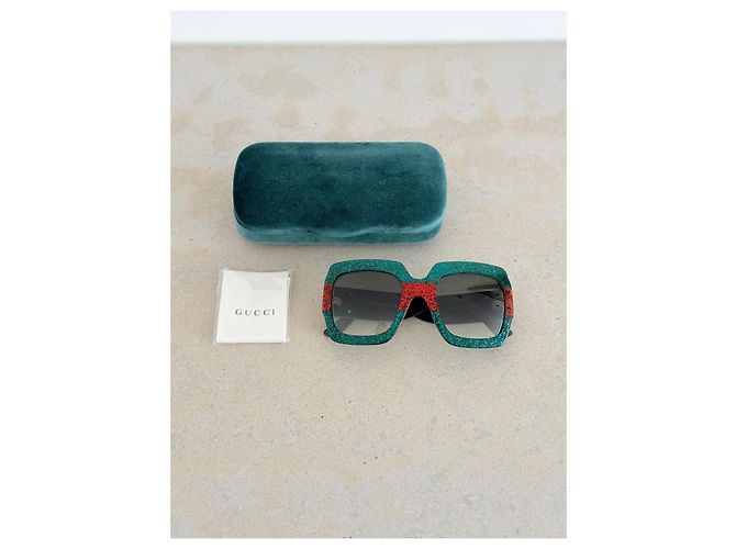 Gucci GG0102S Gafas de sol Oversized Glitter - Verde Rojo Oro Roja Dorado - vista 3