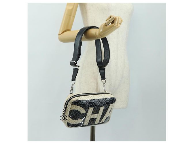 CHANEL Camelia Shoulder Bag Beschichtetes Canvas Weiß Schwarz CC Auth 182034SAV - Ansicht 26