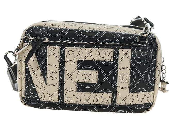 CHANEL Camelia Shoulder Bag Beschichtetes Canvas Weiß Schwarz CC Auth 182034SAV - Ansicht 3