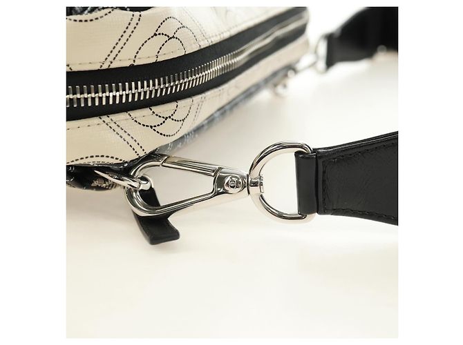 CHANEL Camelia Shoulder Bag Beschichtetes Canvas Weiß Schwarz CC Auth 182034SAV - Ansicht 9