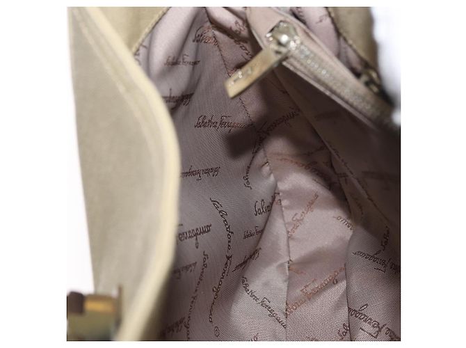 Borsa a tracolla Salvatore Ferragamo Gancini in tela beige e argento Auth BA13175 - vista 24