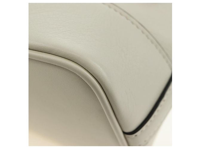 LOUIS VUITTON Odas Shoulder Bag Kalbsleder Weiß M94563 LV Auth 182007SAM - Ansicht 14