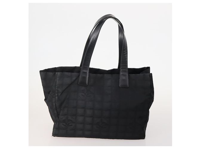 CHANEL New Travel Line Tote Bag Nylon 3 Set Black CC Auth 176442 - view 2