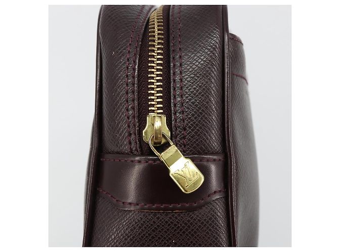 LOUIS VUITTON Taiga Karga Clutch Bag Acajou M30816 LV Auth ka4500 Marrone - vista 13