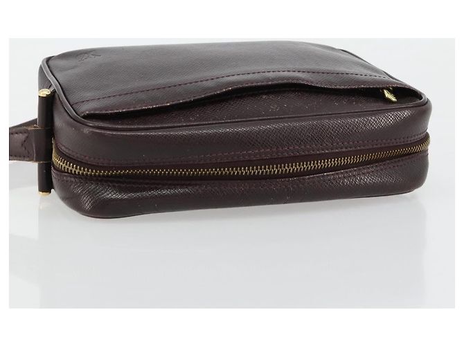 LOUIS VUITTON Taiga Karga Clutch Bag Acajou M30816 LV Auth ka4500 Marrone - vista 6