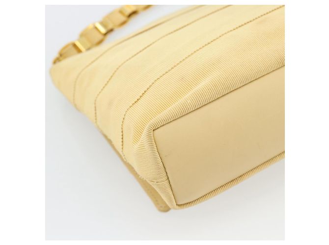 Borsa a tracolla con catena Salvatore Ferragamo in tela e pelle beige oro Auth ka4517A - vista 13