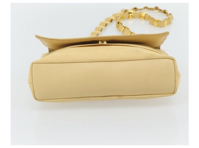 Borsa a tracolla con catena Salvatore Ferragamo in tela e pelle beige oro Auth ka4517A - vista 9