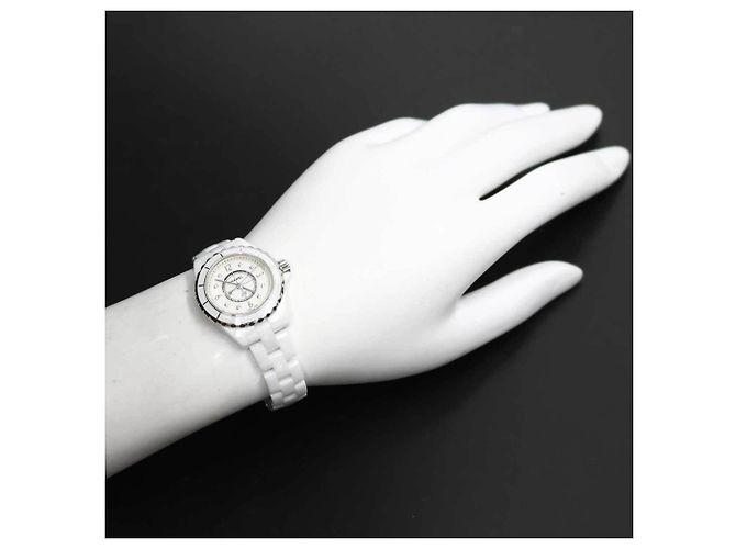Chanel J12 Damenuhr H2570 - Ansicht 4