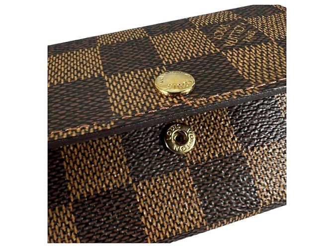 Louis Vuitton Damier Canvas Key Case Brown - view 9