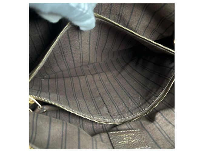 Borsa Tote Louis Vuitton Lumineuse PM Marrone - vista 13