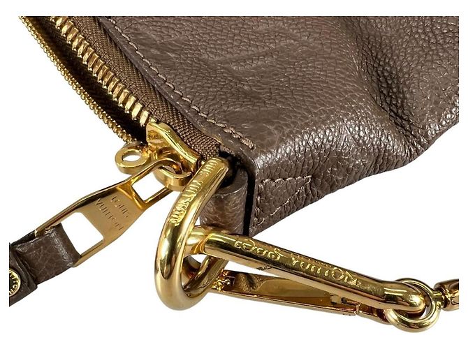 Borsa Tote Louis Vuitton Lumineuse PM Marrone - vista 15