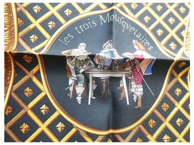 Hermès Lenço de seda "Les Trois Mousquetaires" Preto Multicor - vista 4