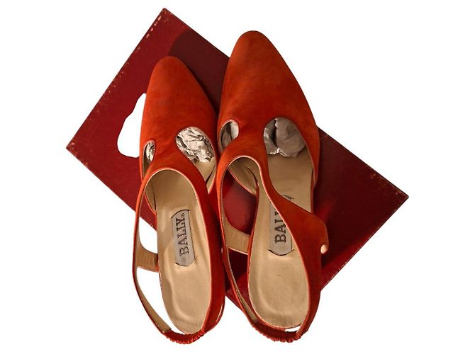 Bally Décolleté Slingback in camoscio rosso - vista 2