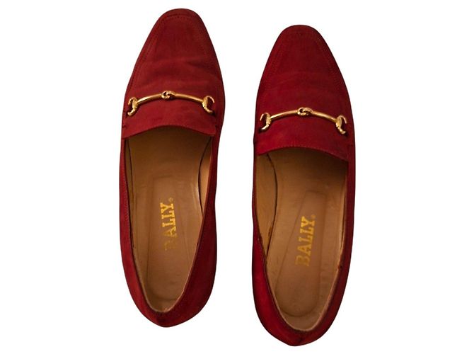 Bally Loafer aus rotem Wildleder - Ansicht 2