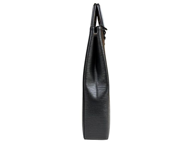 Louis Vuitton Sac Plat Fold Epi Shoulder Bag Nero - vista 4