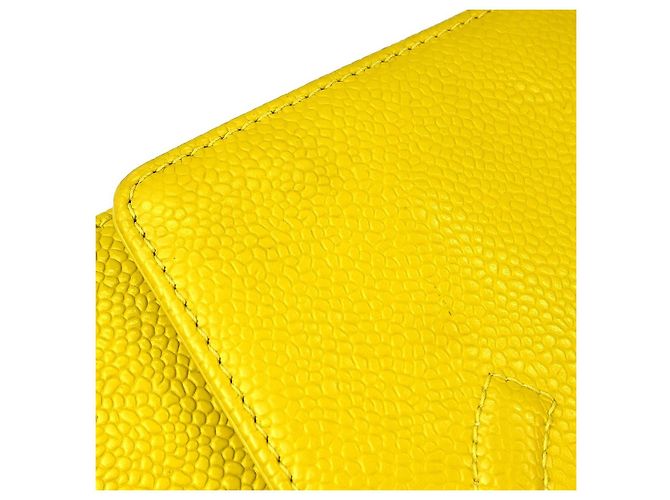 Wallet On Chain Portafoglio con catena Chanel Caviar Giallo - vista 3