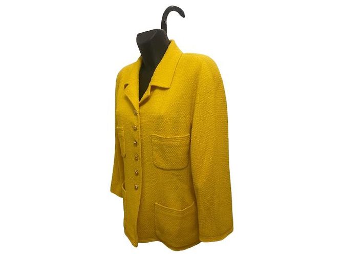 Timeless Blazer amarillo Chanel - vista 2