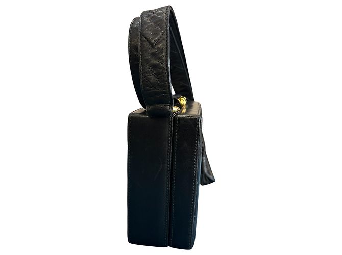 Borsa a tracolla Chanel CC Quilted Chevron Lambskin Box 1991 - vista 3
