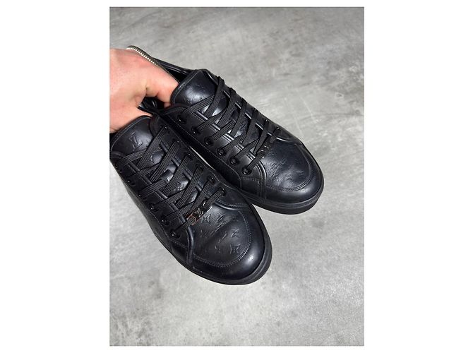 Sneaker Louis Vuitton in pelle nera Monogram Nero - vista 4