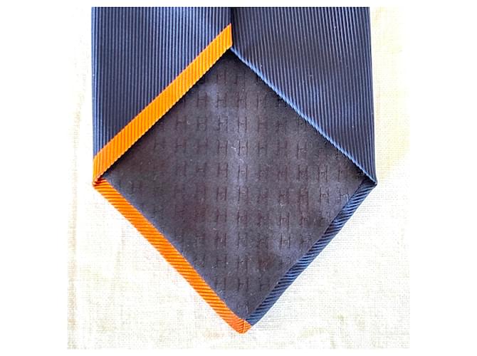 Cravatta in seta Hermès blu navy - vista 6