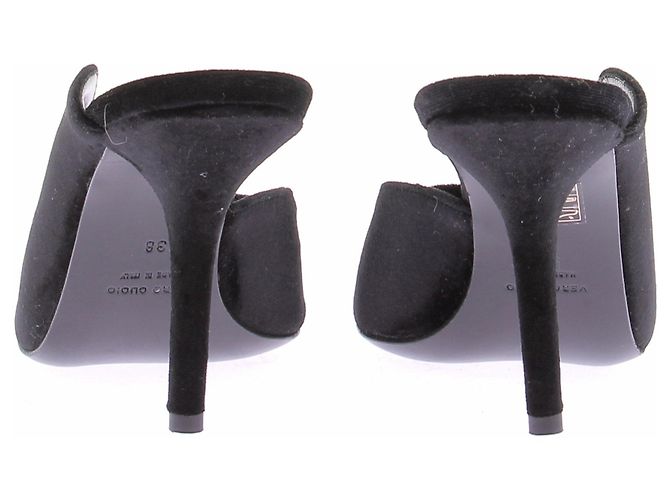 Autre Marque Mules mit Absatz aus schwarzem Wildleder - Ansicht 3