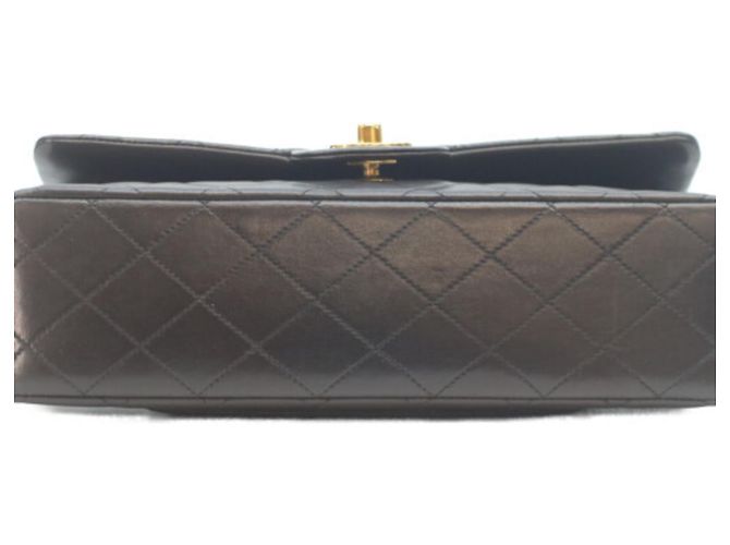Chanel A01112 Borsa a tracolla Double Flap Matelassé in agnello 25 Nero - vista 5