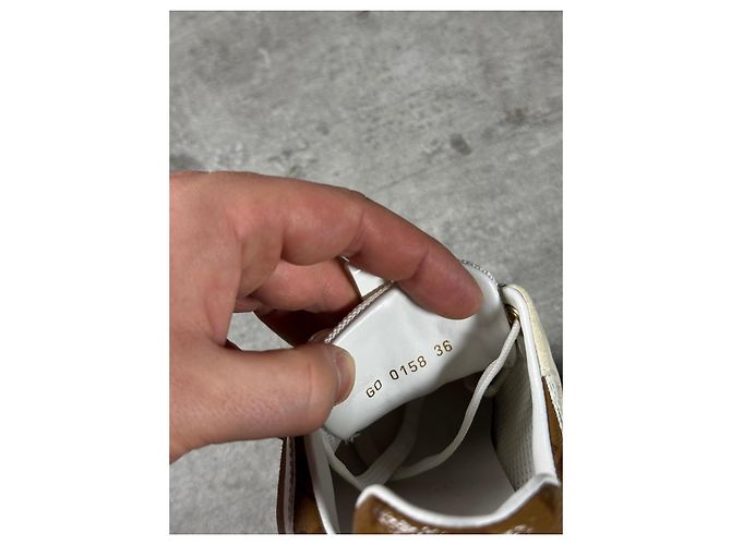 Louis Vuitton Run Away Sneakers Donna Marrone Bianco Beige D'oro - vista 7