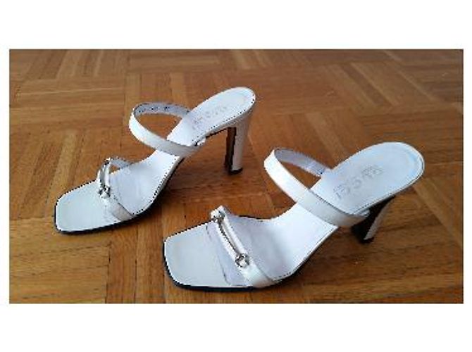 Gucci Mules en cuir blanc - vue 7