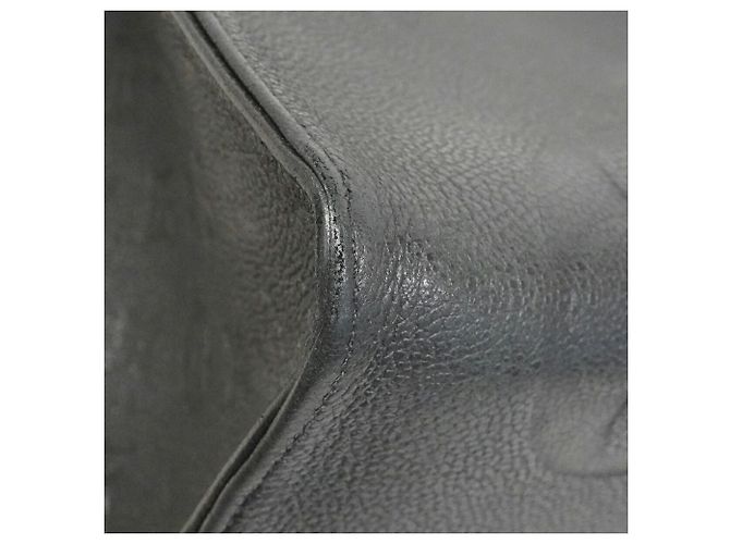 Borsa Tote Louis Vuitton Monogram Empreinte OnTheGo GM Nero - vista 7