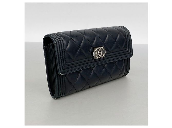 Chanel Boy Long Wallet aus schwarzem Lammleder - Ansicht 2