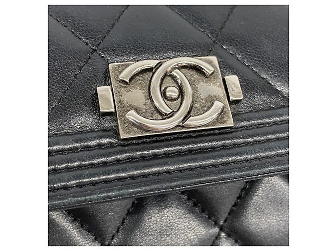 Chanel Boy Long Wallet aus schwarzem Lammleder - Ansicht 8