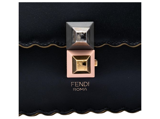 Fendi Black Small Scalloped Leather Kan I Crossbody Nero - vista 5