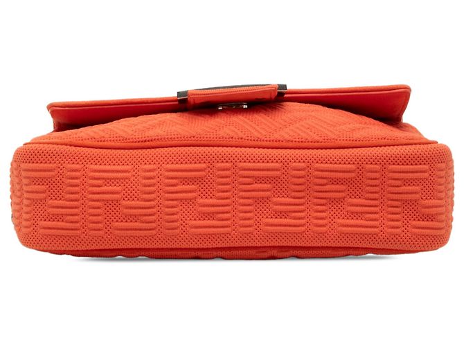 Fendi Baguette Midi-Tasche aus technischem Stoff mit Orange Zucca Prägung - Ansicht 3