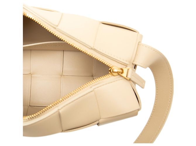 Bottega Veneta Marrone Piccola Cassette in Nappa Intrecciato Brick - vista 4