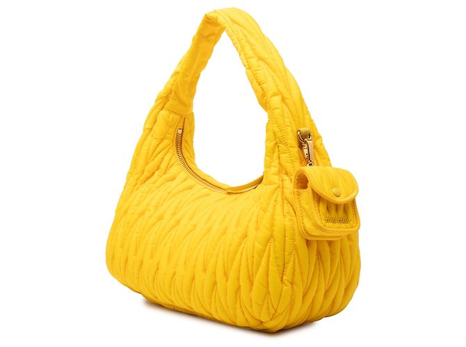 Miu Miu Borsa Hobo Wander in Tessuto Matelassé Giallo - vista 2