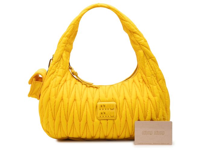 Miu Miu Borsa Hobo Wander in Tessuto Matelassé Giallo - vista 7
