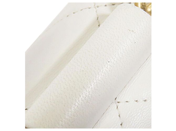 Chanel White Medium Lambskin In The Loop Flap Bianco - vista 12