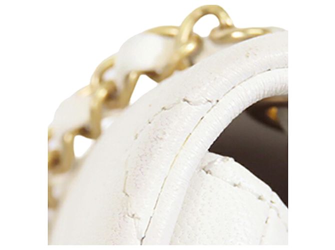Chanel White Medium Lambskin In The Loop Flap Bianco - vista 17
