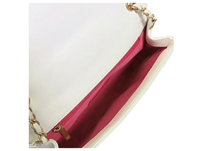 Chanel White Medium Lambskin In The Loop Flap Bianco - vista 4