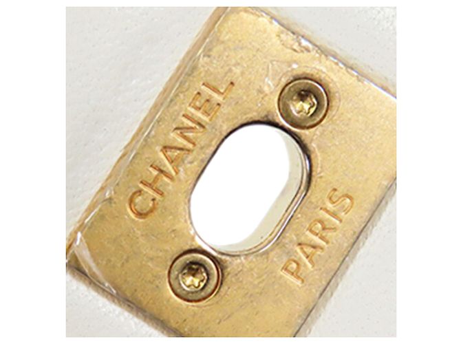 Chanel White Medium Lambskin In The Loop Flap Bianco - vista 8