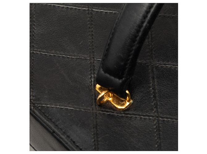 Vanity Beauty Case Chanel Black CC Stitched Calfskin Turnlock Nero - vista 8