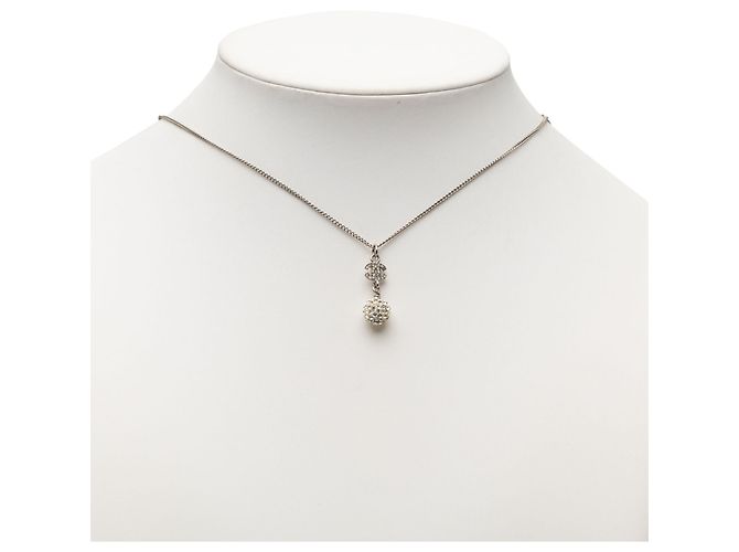 Collana Chanel con pendente a sfera in ottone e strass CC argento - vista 5