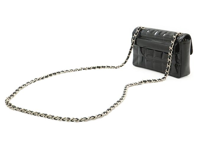 Borsa a tracolla Chanel 2.55 Chocolate Bar Nero Bianco - vista 3