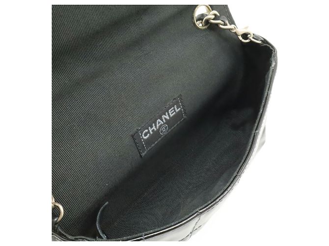 Borsa a tracolla Chanel 2.55 Chocolate Bar Nero Bianco - vista 7
