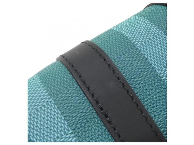 Borsa Boston Louis Vuitton Day Break Keepall XS Verde chiaro - vista 3