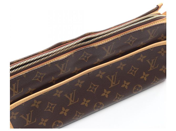 Borsa a tracolla lunga Popincourt Louis Vuitton Marrone - vista 8