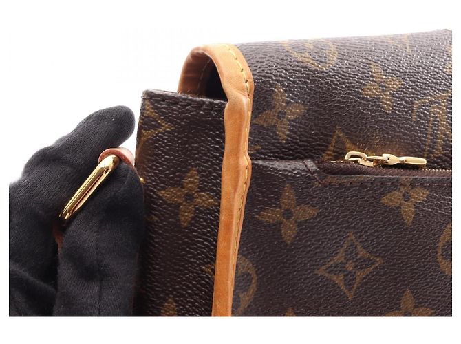Borsa a Spalla Louis Vuitton Menilmontant MM Marrone - vista 12